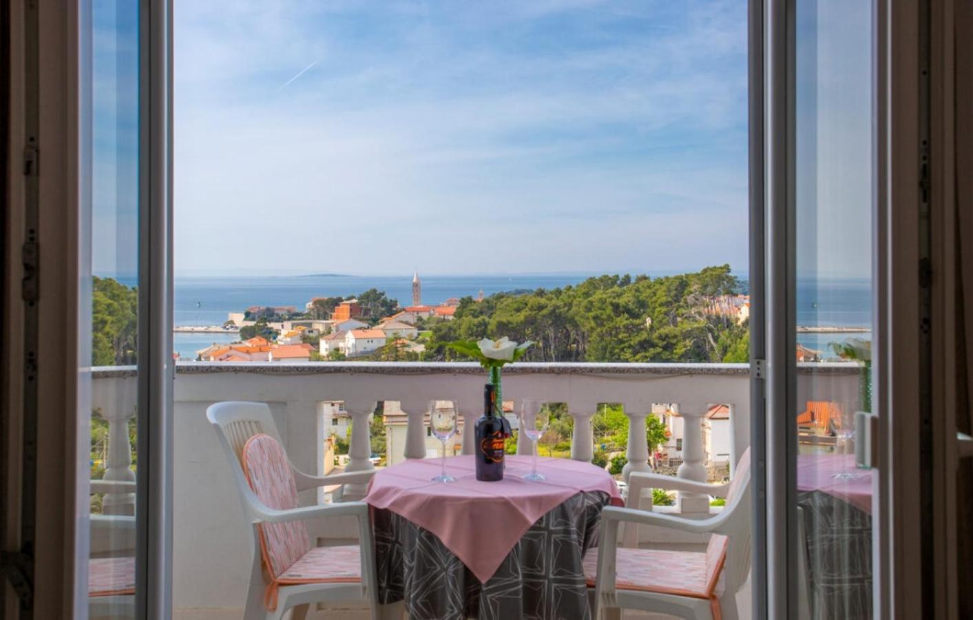 Guest House Lucija Banjol Rum bild